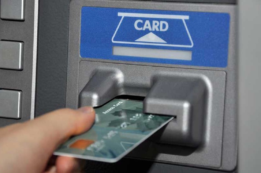 Nikada ne stavljajte svoju bankovnu karticu u bankomat ako vidite ovu temu, možete izgubiti novac