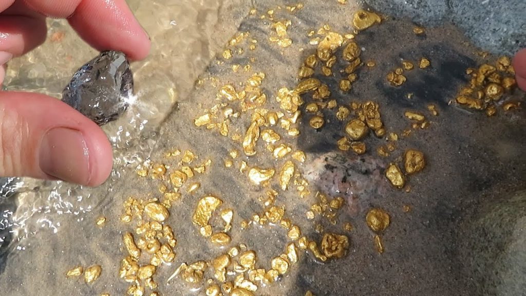 Zlato je bilo pod vodom: otkrilo je jezero s tonom dragocjenog metala i sve ostaje pod nadzorom jedne zemlje