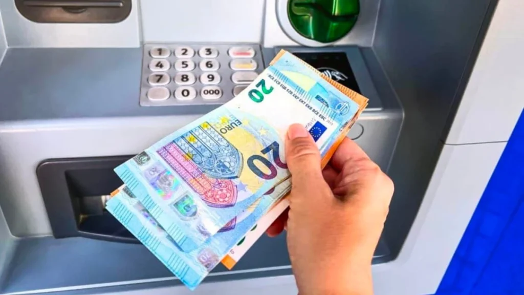 Povučete novac s bankomata, ali nemate gotovinu. Učiniti jedno